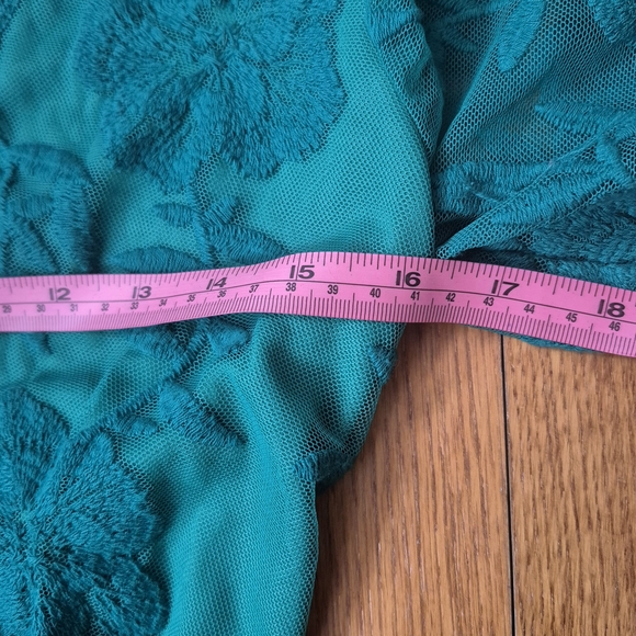 Honey Punch Romantic Teal Lace Romper Small - Picture 5 of 6